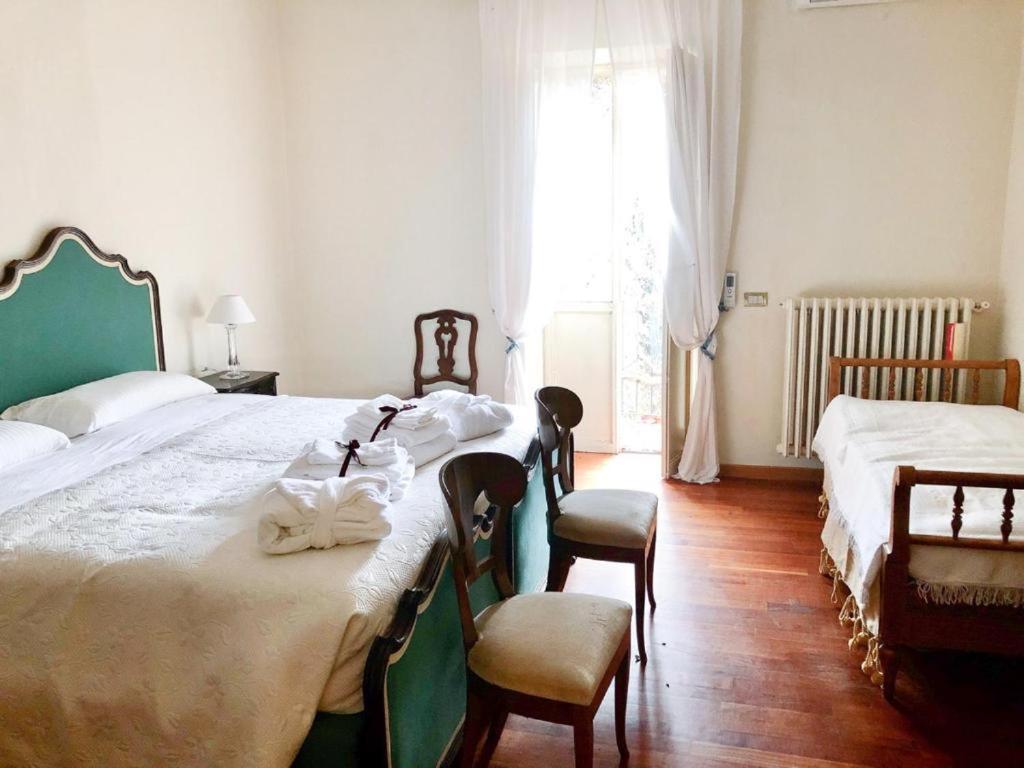 مبيت وإفطار Corneliano d'Alba Palazzo Sismonda المظهر الخارجي الصورة