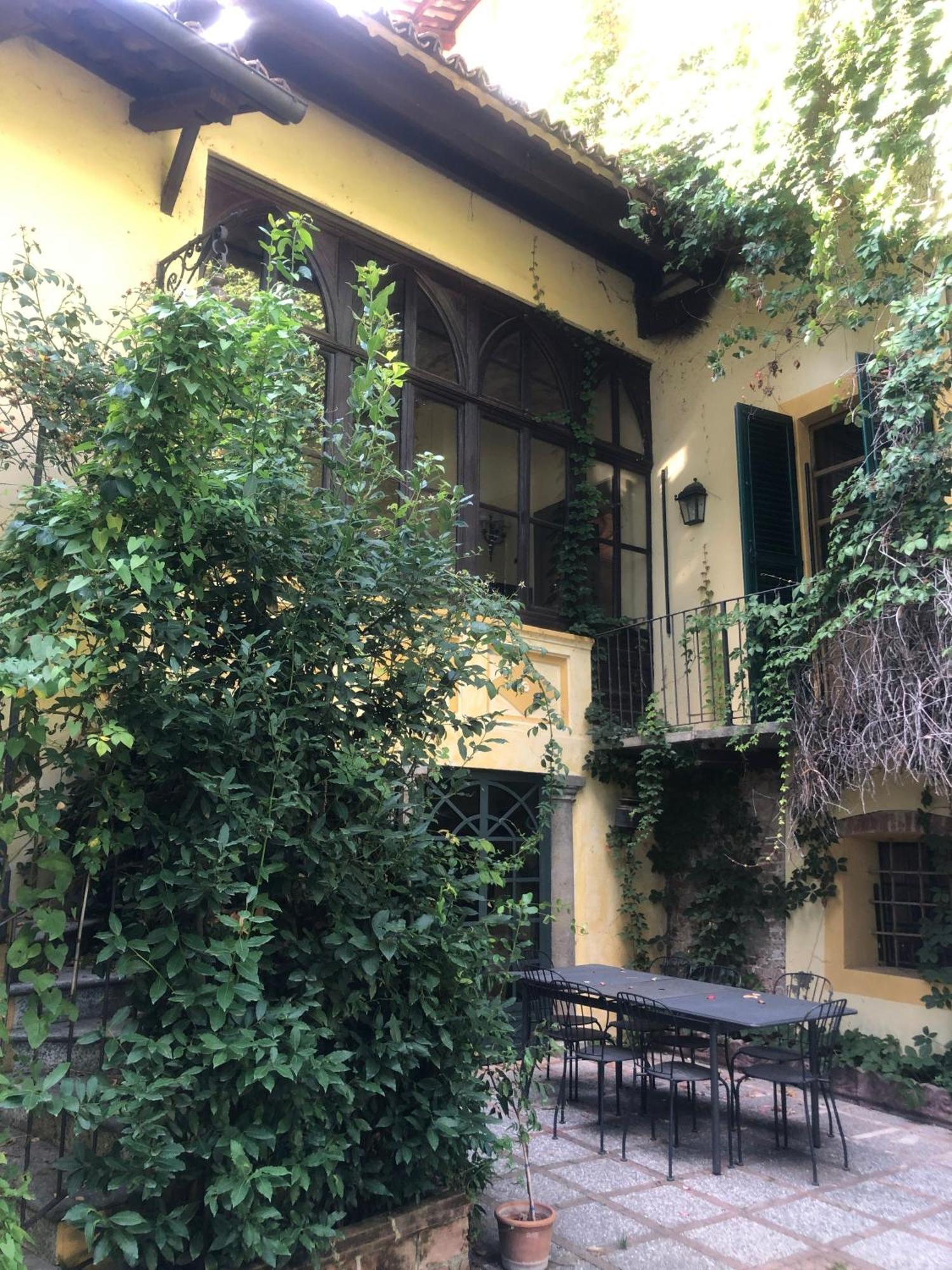 مبيت وإفطار Corneliano d'Alba Palazzo Sismonda المظهر الخارجي الصورة
