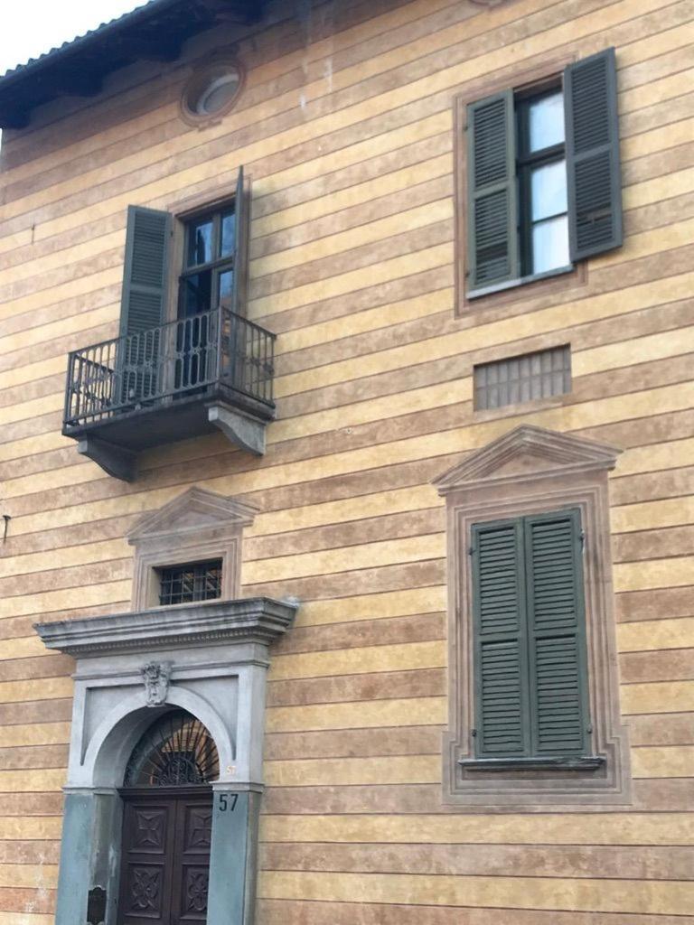 مبيت وإفطار Corneliano d'Alba Palazzo Sismonda المظهر الخارجي الصورة