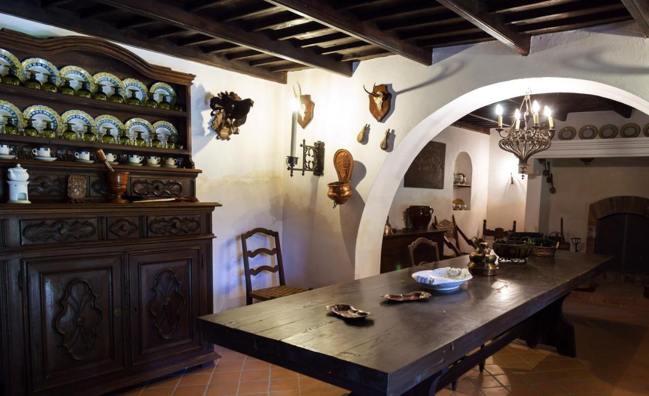 مبيت وإفطار Corneliano d'Alba Palazzo Sismonda المظهر الخارجي الصورة